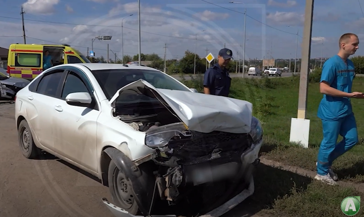 В дорожно-транспортных происшествиях серьезно пострадали несколько человек в Костанайской области