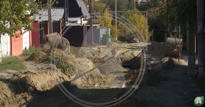 Жители улицы Фролова боятся остаться зимой без воды