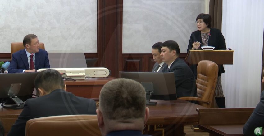 Проводить освещение в первую очередь на окраинах Костаная, а не в центре города